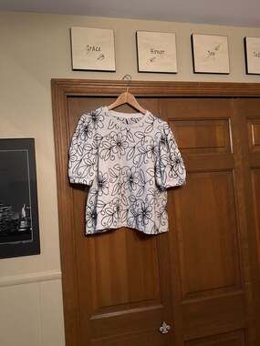 GRACE+KARMA White and Black Floral Embroidered Puff Sleeve Sweatshirt